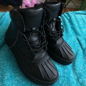 Nike Boots